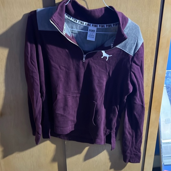 Pink Victoria’s Secret - Picture 1 of 2